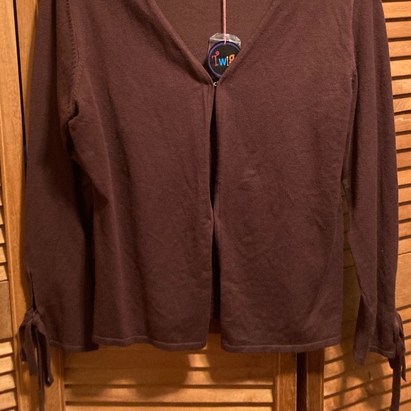 Twiga Brown V-Neck Cardigan with Ties on the Sleeves - Picture 7 of 14